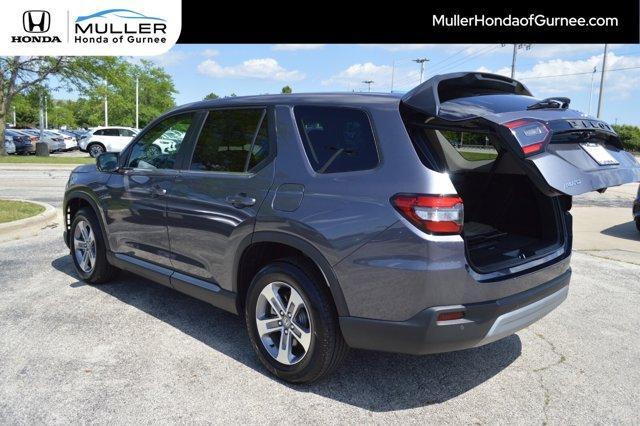 used 2025 Honda Pilot car, priced at $44,584