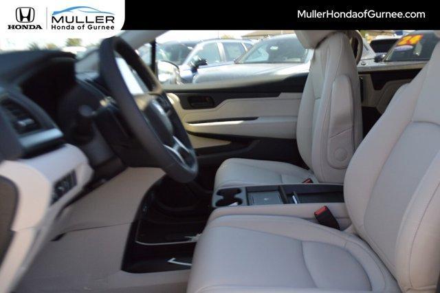 new 2026 Honda Odyssey car, priced at $44,290