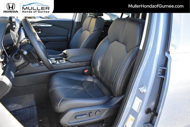 new 2025 Honda Pilot car, priced at $51,550