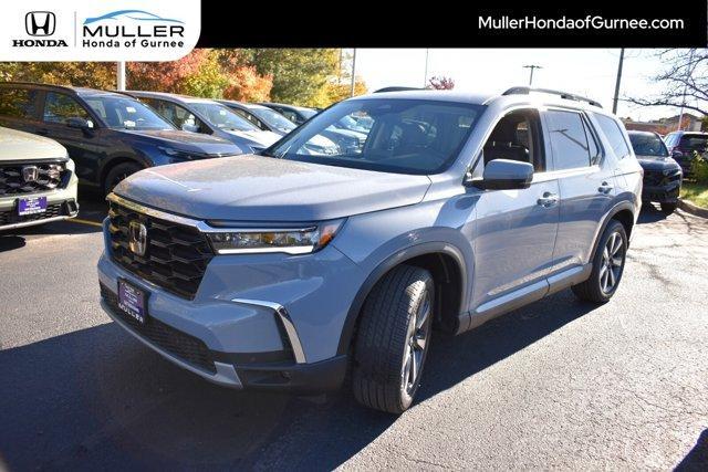 new 2025 Honda Pilot car, priced at $51,550