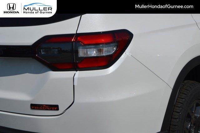 new 2025 Honda Pilot car, priced at $48,264