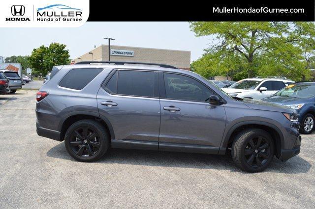 used 2025 Honda Pilot car, priced at $52,804