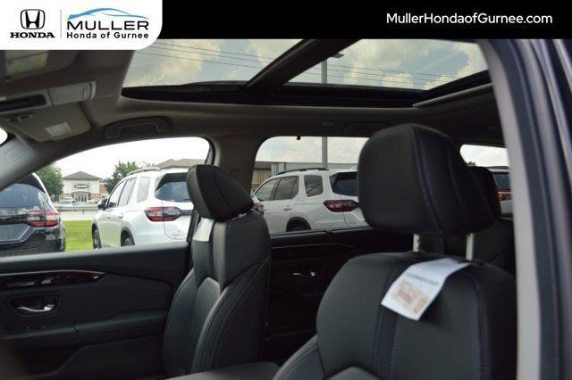 new 2025 Honda Pilot car, priced at $48,699