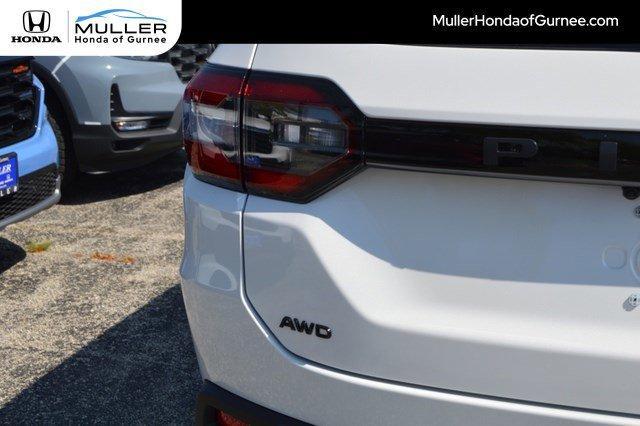 new 2025 Honda Pilot car, priced at $48,219