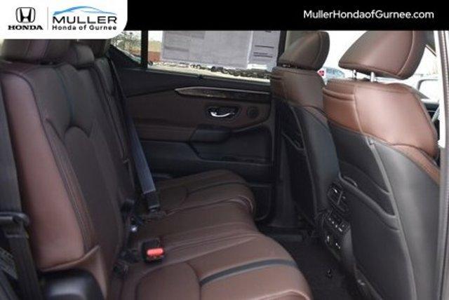 new 2025 Honda Pilot car, priced at $51,177