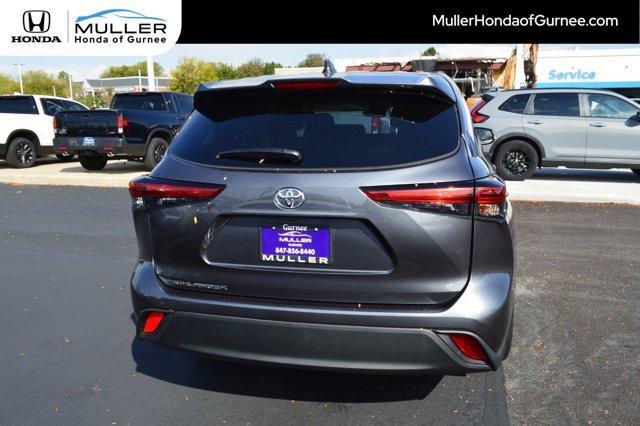 used 2023 Toyota Highlander car, priced at $32,969