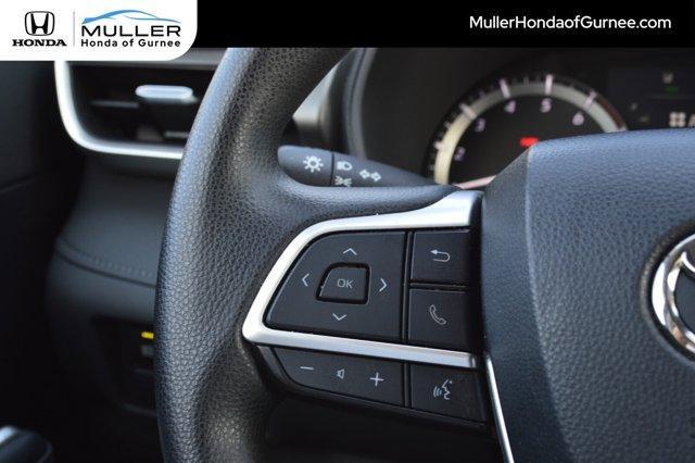 used 2023 Toyota Highlander car, priced at $32,969