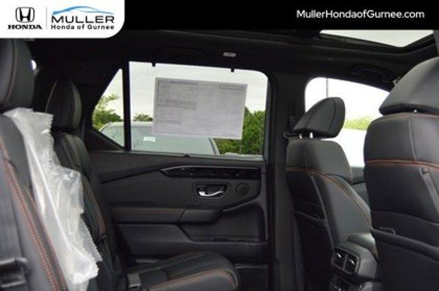 new 2025 Honda Pilot car, priced at $48,234
