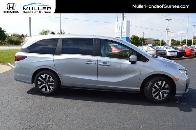 new 2026 Honda Odyssey car, priced at $44,290