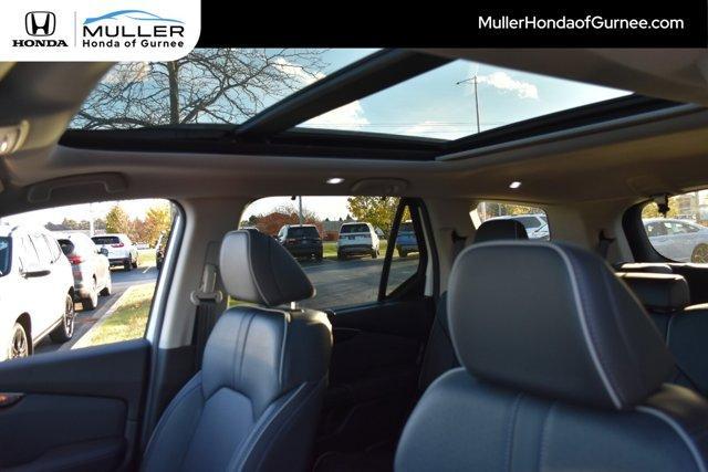 used 2025 Honda Pilot car, priced at $48,269