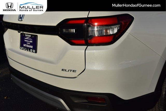 used 2025 Honda Pilot car, priced at $48,269