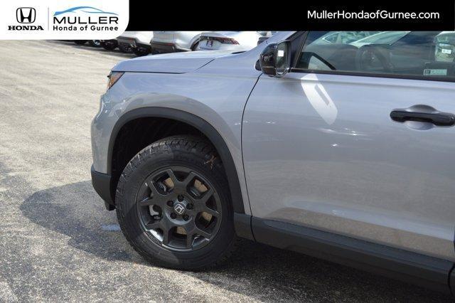 new 2025 Honda Pilot car, priced at $47,792