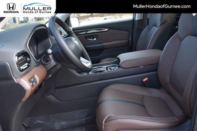 new 2025 Honda Pilot car, priced at $51,604