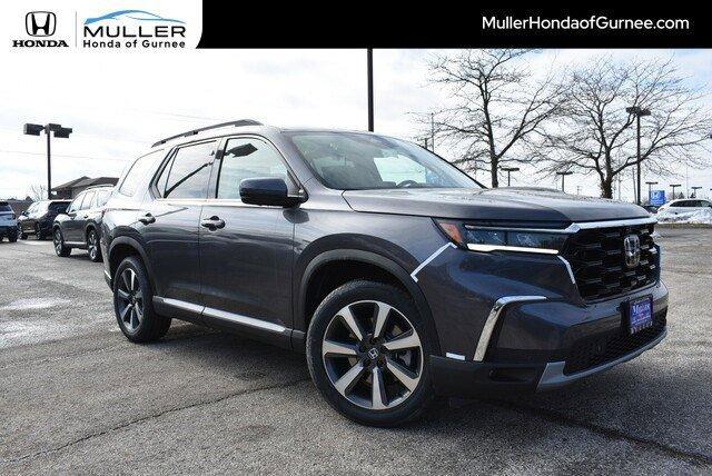 new 2025 Honda Pilot car, priced at $54,530