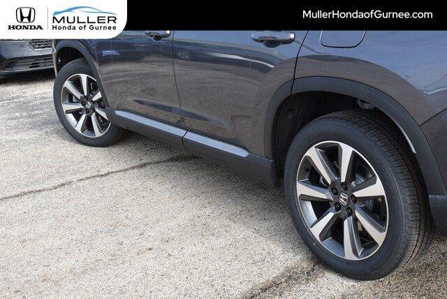 new 2025 Honda Pilot car, priced at $54,530