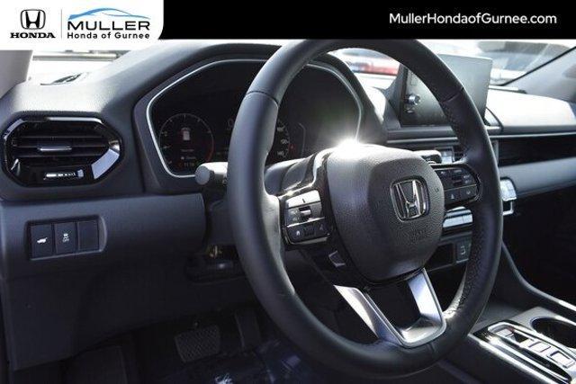 new 2025 Honda Pilot car, priced at $44,273