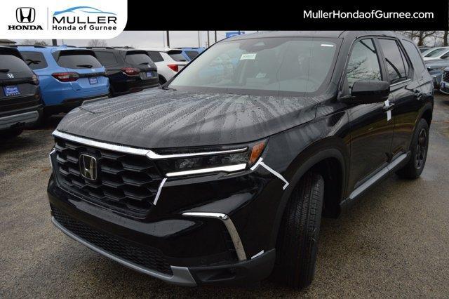 new 2025 Honda Pilot car, priced at $45,636