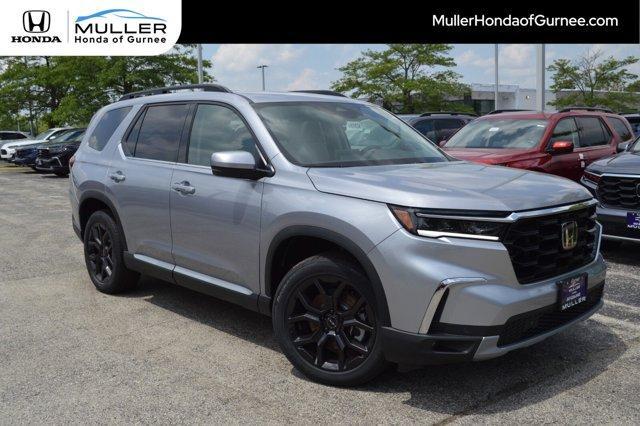 new 2025 Honda Pilot car, priced at $48,699