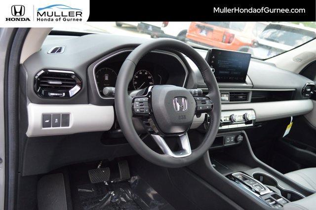 new 2025 Honda Pilot car, priced at $48,699