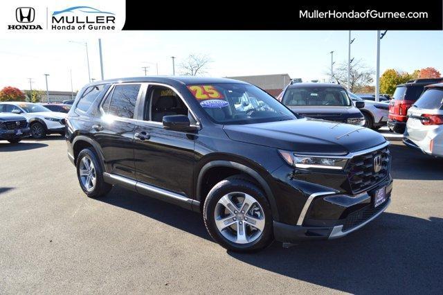 used 2025 Honda Pilot car, priced at $42,869