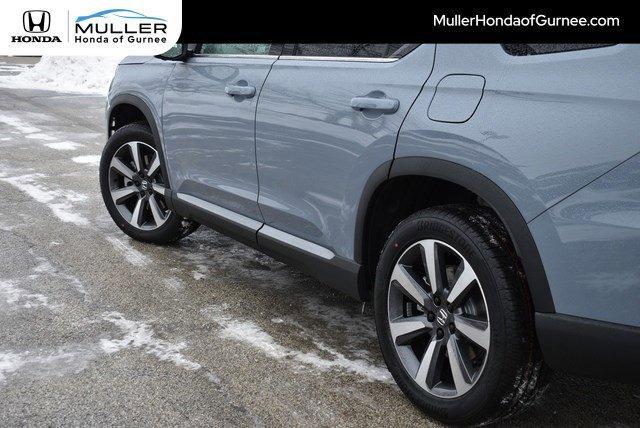 new 2025 Honda Pilot car, priced at $54,985