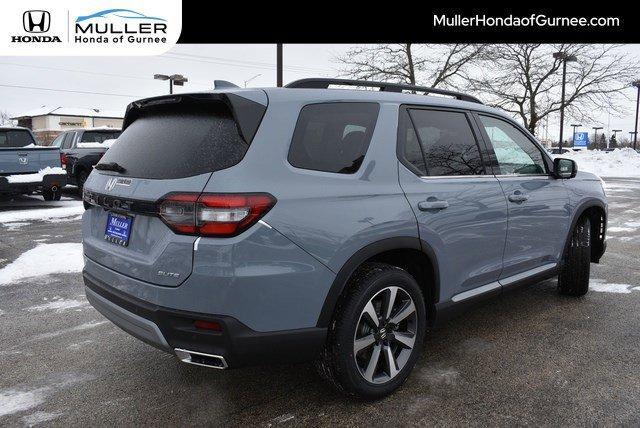 new 2025 Honda Pilot car, priced at $54,985