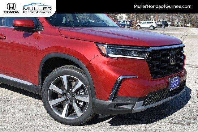 new 2025 Honda Pilot car, priced at $51,604