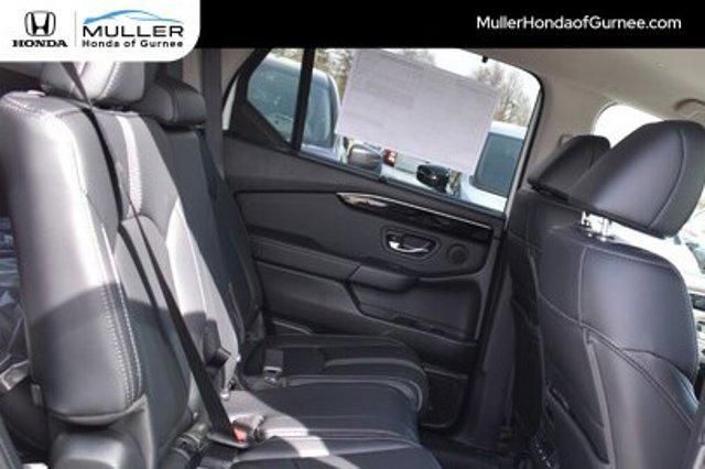 new 2025 Honda Pilot car, priced at $44,273