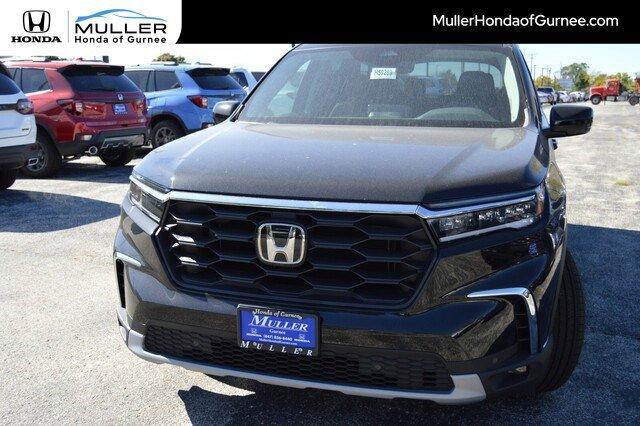 new 2025 Honda Pilot car, priced at $44,273
