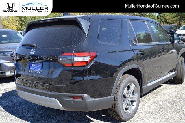 new 2025 Honda Pilot car, priced at $44,273