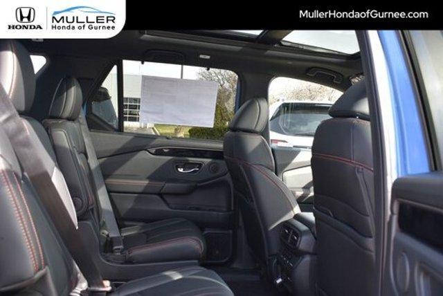 new 2025 Honda Pilot car, priced at $47,792