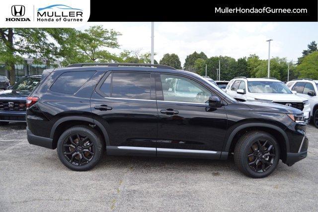 new 2025 Honda Pilot car, priced at $48,744