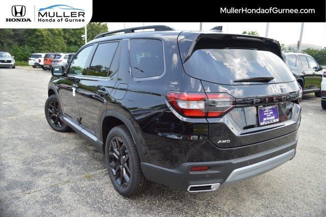 new 2025 Honda Pilot car, priced at $48,744