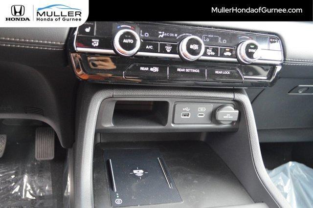 new 2025 Honda Pilot car, priced at $48,744