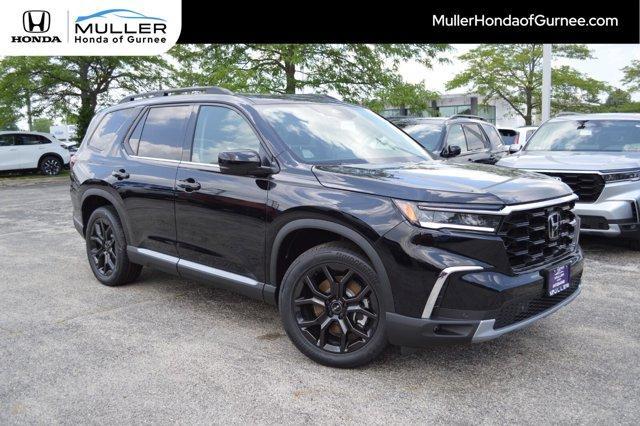 new 2025 Honda Pilot car, priced at $48,744