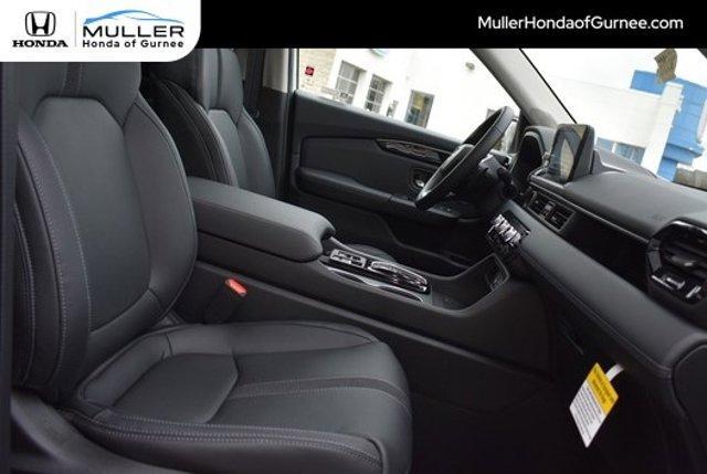 new 2025 Honda Pilot car, priced at $48,658