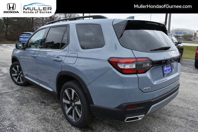 new 2025 Honda Pilot car, priced at $48,658