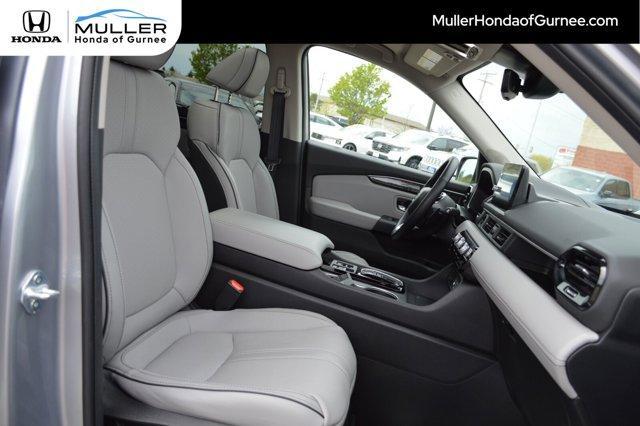 used 2025 Honda Pilot car, priced at $50,995
