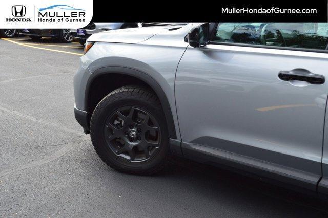 used 2025 Honda Pilot car, priced at $44,846