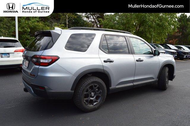 used 2025 Honda Pilot car, priced at $44,846