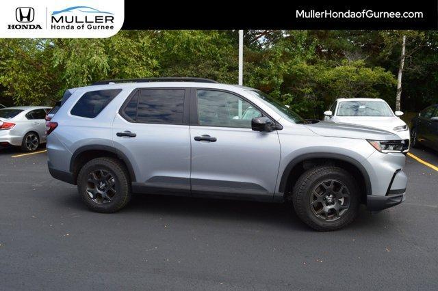 used 2025 Honda Pilot car, priced at $44,846