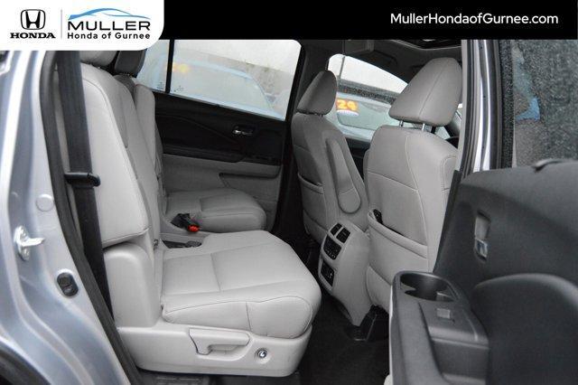 used 2022 Honda Pilot car, priced at $34,194