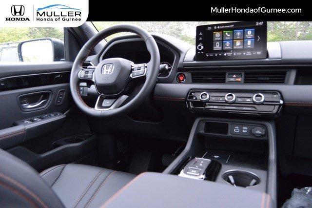 new 2025 Honda Pilot car, priced at $48,624