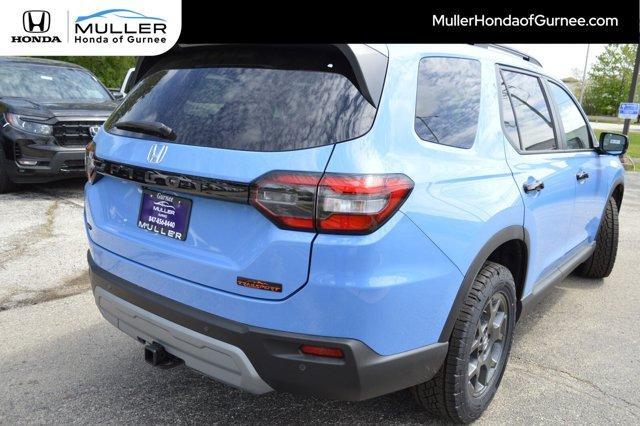 new 2025 Honda Pilot car, priced at $48,624