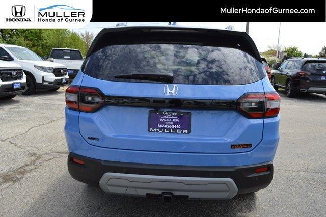 new 2025 Honda Pilot car, priced at $48,624