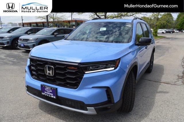new 2025 Honda Pilot car, priced at $48,624
