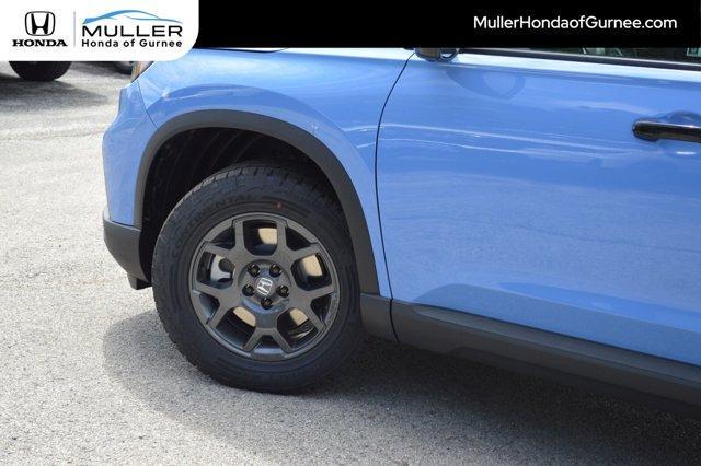 new 2025 Honda Pilot car, priced at $48,624