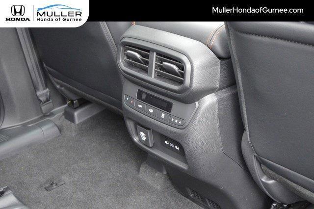 new 2025 Honda Pilot car, priced at $48,624