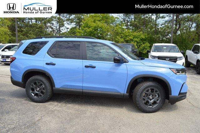 new 2025 Honda Pilot car, priced at $48,624