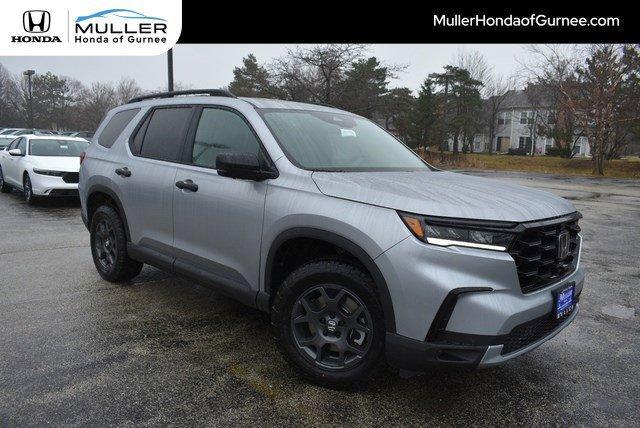 new 2025 Honda Pilot car, priced at $47,837